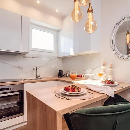 Appartamento Maison Downtown Luxury Apartments! *