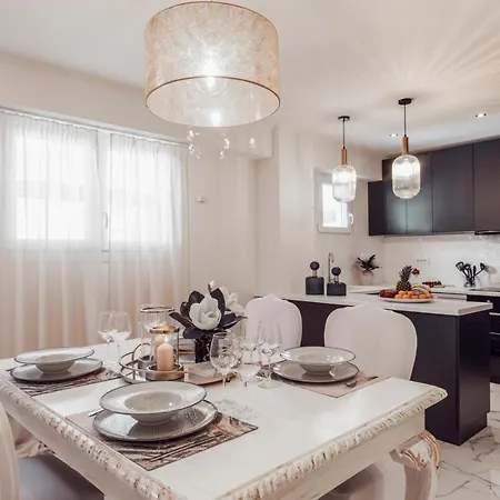Maison Downtown Luxury Apartments! * Città di Zante