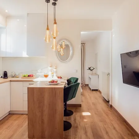 Maison Downtown Luxury Apartments! Appartamento